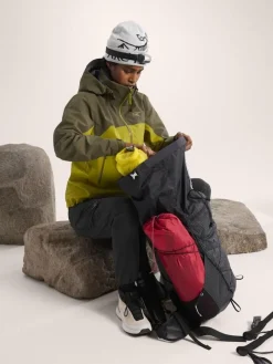 DAMES Arcteryx Beta AR Jacket W