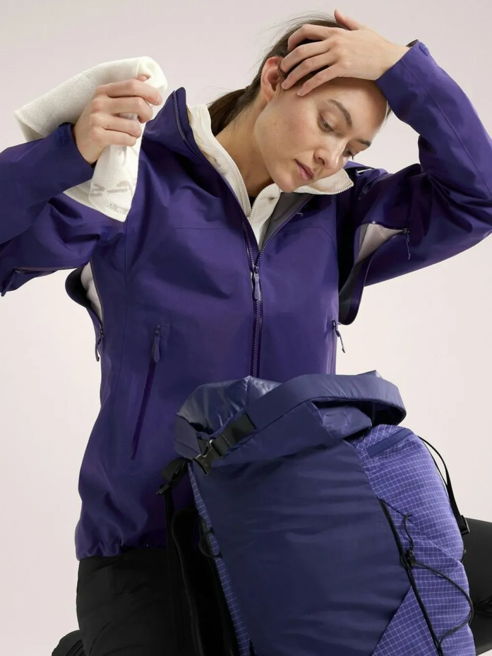 DAMES Arcteryx Beta SL Jacket W