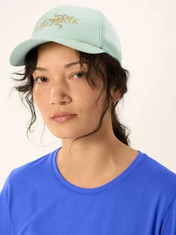 DAMES Arcteryx Bird Word Trucker Hat