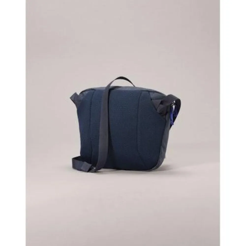 Arcteryx Mantis 2 waist