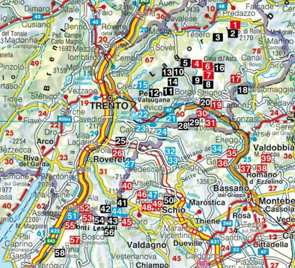Rother Wandelgids Vizentiner Alpen